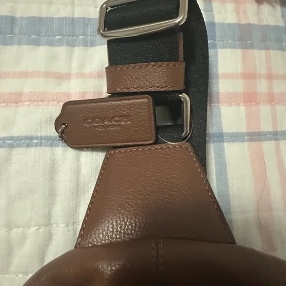 Coach Leather Sling Bag - Picture 4 of 4